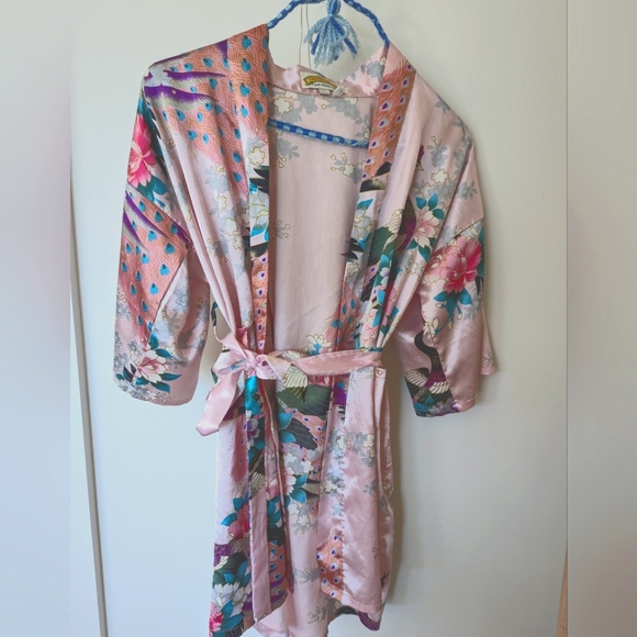 Silk Vintage Kimono - Picture 1 of 6